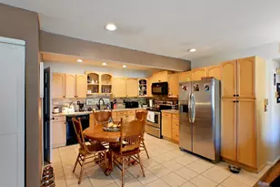 W169N11588 Biscayne Dr, Germantown, WI 53022 - Photo 23