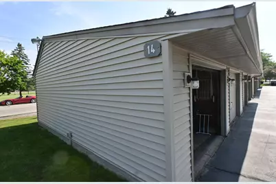 W169N11588  Biscayne Dr #14, Germantown, WI 53022 - Photo 5