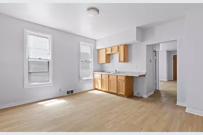 2122 S 26th St #2122A, Milwaukee, WI 53215 - Photo 3