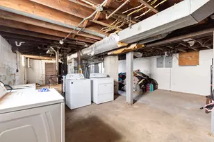 2122 S 26th St, Milwaukee, WI 53215 - Photo 17