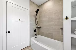 1136 Prairie Ave, Beloit, WI 53511 - Photo 25