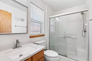 7116 W Carpenter Ave, Greenfield, WI 53220 - Photo 15