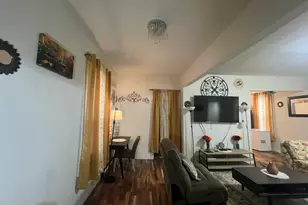 212 W Center St, Milwaukee, WI 53212 - Photo 45