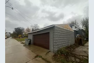 212 W Center St, Milwaukee, WI 53212 - Photo 15