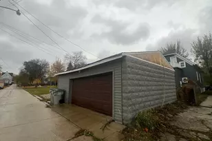 212 W Center St, Milwaukee, WI 53212 - Photo 15