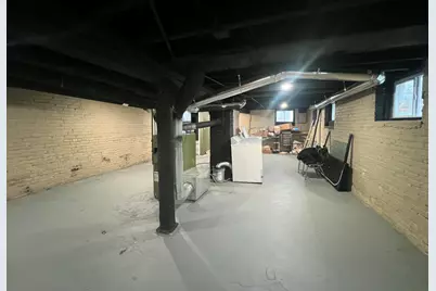 212 W Center St, Milwaukee, WI 53212 - Photo 93