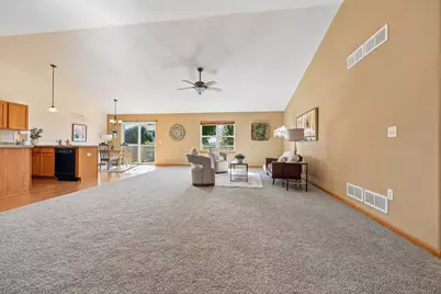 1109  Hickory Ln, Johnson Creek, WI 53094 - Photo 5