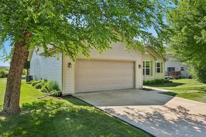 1109  Hickory Ln, Johnson Creek, WI 53094 - Photo 3
