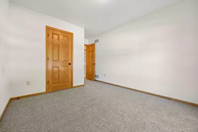 1109  Hickory Ln, Johnson Creek, WI 53094 - Photo 19