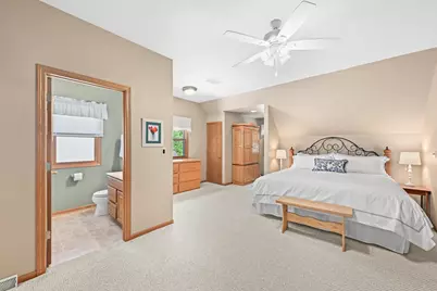 1161  Elm Lawn St, Wauwatosa, WI 53213 - Photo 27