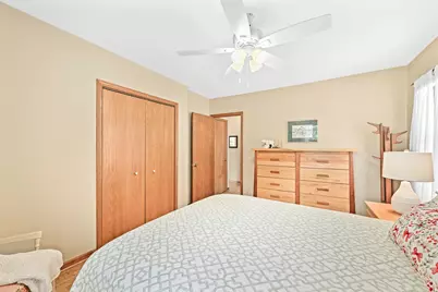 1161  Elm Lawn St, Wauwatosa, WI 53213 - Photo 23