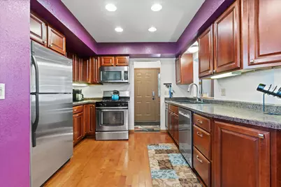 9709 W Morgan Ave, Milwaukee, WI 53228 - Photo 7