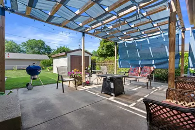 9709 W Morgan Ave, Milwaukee, WI 53228 - Photo 29