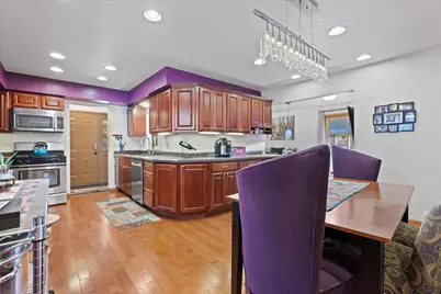 9709 W Morgan Ave, Milwaukee, WI 53228 - Photo 13