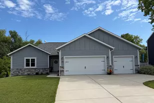 491 Thurow Dr, Oconomowoc, WI 53066 - Photo 1