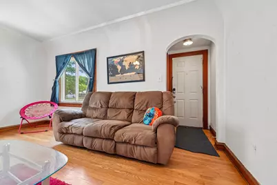 6730 N 58th St, Milwaukee, WI 53223 - Photo 5