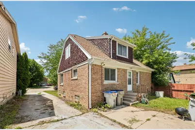 6730 N 58th St, Milwaukee, WI 53223 - Photo 33
