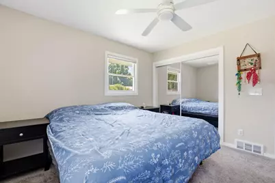 1119  Dogwood Ln, Waukesha, WI 53189 - Photo 17