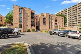 1906 E Shorewood Blvd, Shorewood, WI 53211 - Photo 3