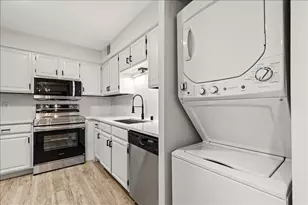 1906 E Shorewood Blvd, Shorewood, WI 53211 - Photo 15