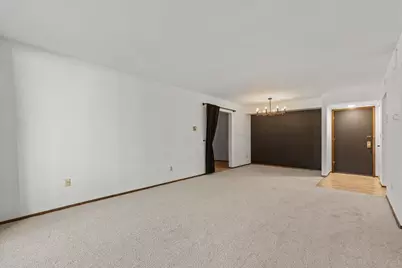 1906 E Shorewood Blvd #149, Shorewood, WI 53211 - Photo 11