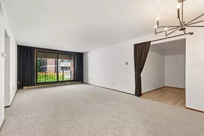 1906 E Shorewood Blvd #149, Shorewood, WI 53211 - Photo 9