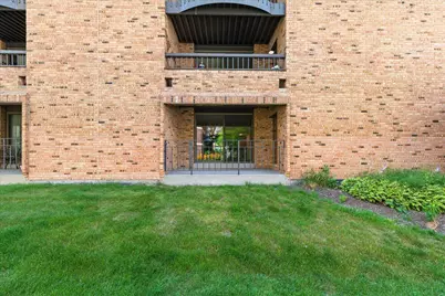 1906 E Shorewood Blvd #149, Shorewood, WI 53211 - Photo 25