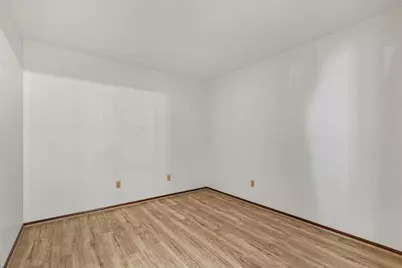 1906 E Shorewood Blvd #149, Shorewood, WI 53211 - Photo 15