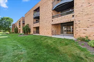 1906 E Shorewood Blvd, Shorewood, WI 53211 - Photo 29