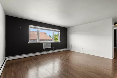2121 N Cambridge Ave #302, Milwaukee, WI 53202 - Photo 13