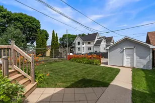 810 E Lincoln Ave, Milwaukee, WI 53207 - Photo 33