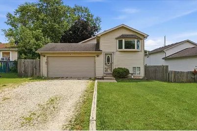 10463  268th Ct, Salem Lakes, WI 53179 - Photo 1
