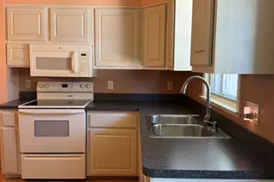 5232 W Donna Dr, Brown Deer, WI 53223 - Photo 9