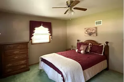 5232 W Donna Dr, Brown Deer, WI 53223 - Photo 11