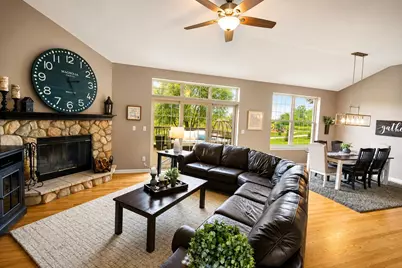 1122  River Place Blvd, Waukesha, WI 53189 - Photo 3