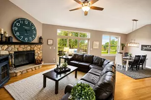 1122 River Pl Blvd, Waukesha, WI 53189 - Photo 3