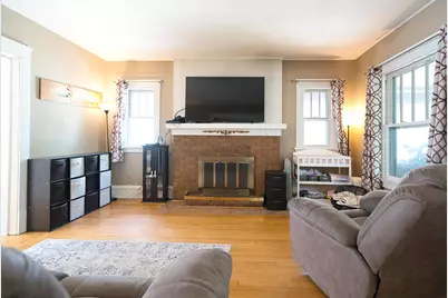 107  Clarence St, Fort Atkinson, WI 53538 - Photo 3