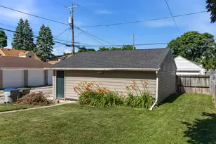 3855 S 17th St, Milwaukee, WI 53221 - Photo 21