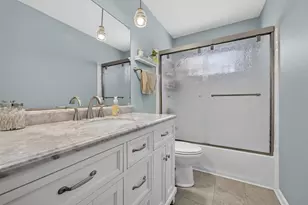 5434 Whirlaway Ln, Racine, WI 53402 - Photo 7