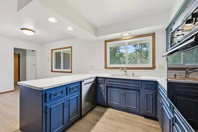 17925  Redvere Dr, Brookfield, WI 53005 - Photo 13