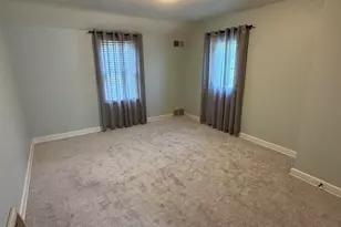2328 S 77th St, West Allis, WI 53219 - Photo 15