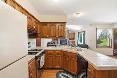 12006  39th Ave, Pleasant Prairie, WI 53158 - Photo 11
