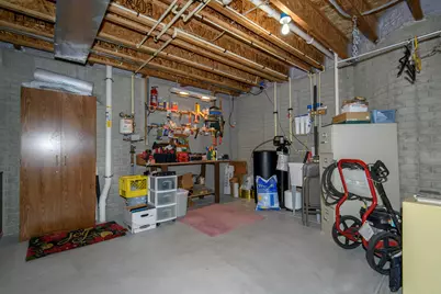 3605  Sandpiper Cir, Waukesha, WI 53189 - Photo 35