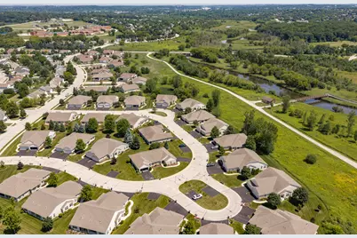 3605  Sandpiper Cir, Waukesha, WI 53189 - Photo 45
