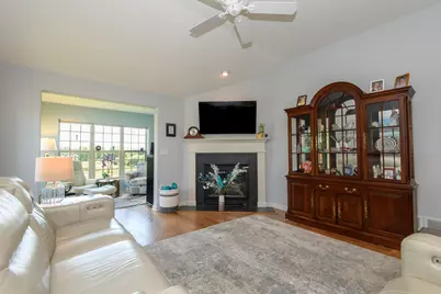 3605  Sandpiper Cir, Waukesha, WI 53189 - Photo 3