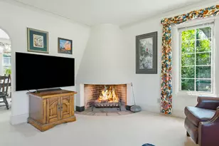 950 Terrace Dr, Elm Grove, WI 53122 - Photo 5