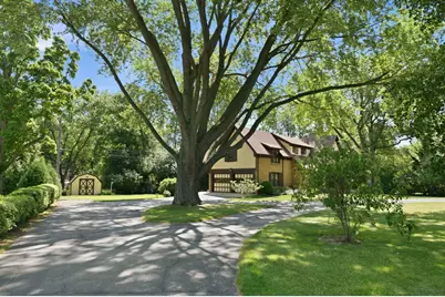 950  Terrace Dr, Elm Grove, WI 53122 - Photo 33