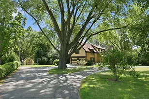 950 Terrace Dr, Elm Grove, WI 53122 - Photo 33