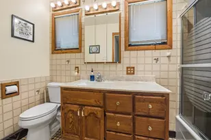 950 Terrace Dr, Elm Grove, WI 53122 - Photo 23