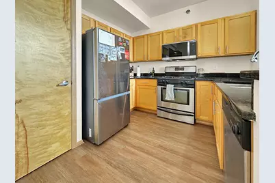2121 S Kinnickinnic Ave #112, Milwaukee, WI 53207 - Photo 3